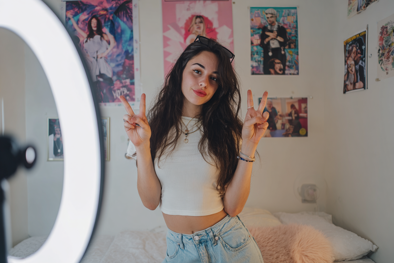 From Tumblr to TikTok: How Y2K Style Went Viral Again