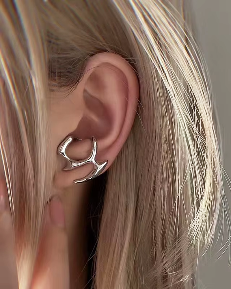 cyber-y2k-earrings-2.png