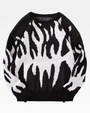 Pullover mit Flammen