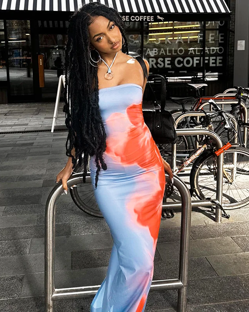 Langes Kleid mit Blumenmuster