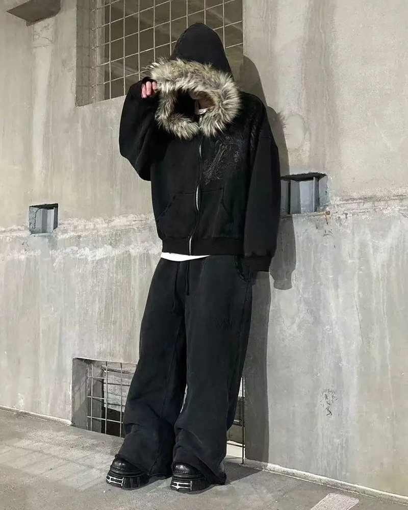 Zip Hoodie mit Fell Kapuze