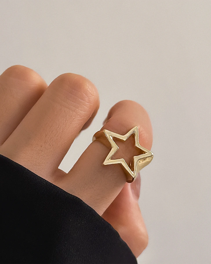 Ring mit Stern