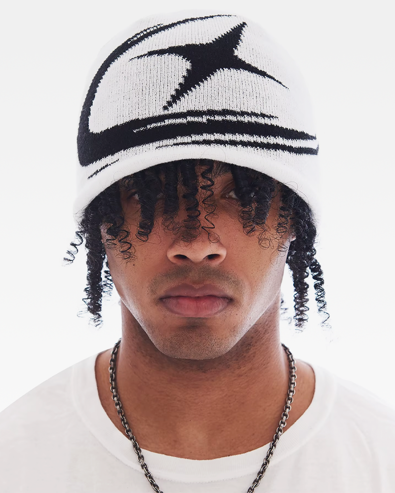 Y2K Star Beanie