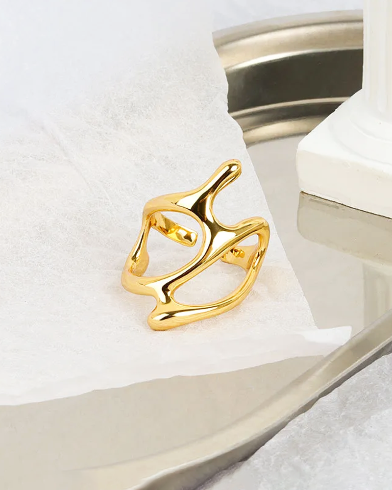 Bague abstraite