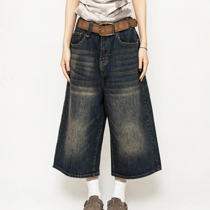 baggy-jeans-shorts-womens-1.png