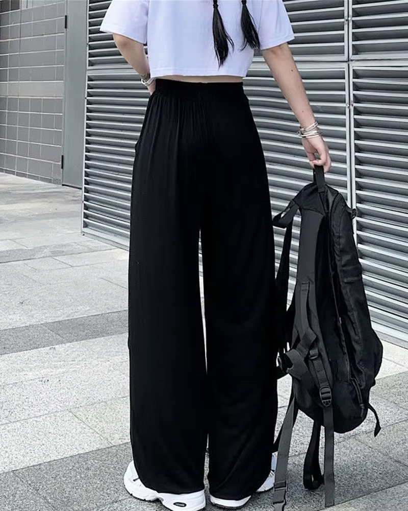 Hose mit Schmetterling