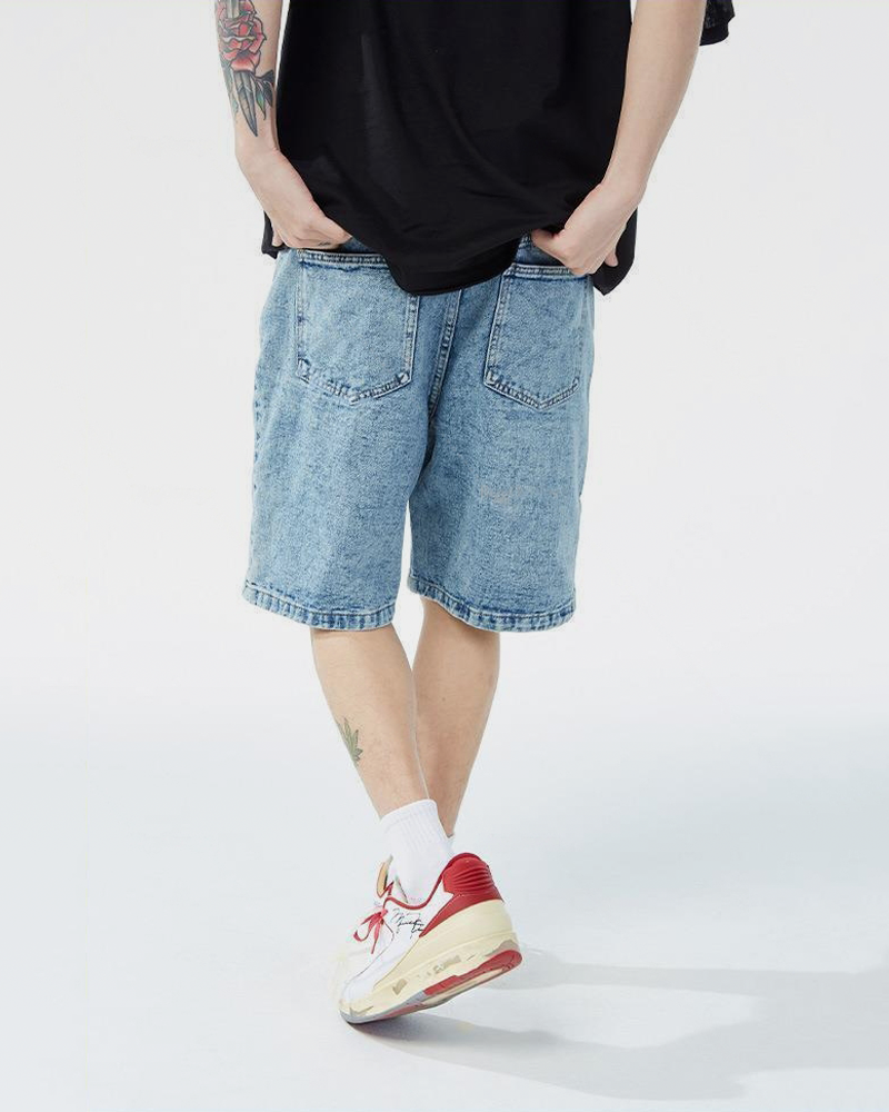 Denim shorts star