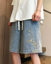 Short en jean brodé