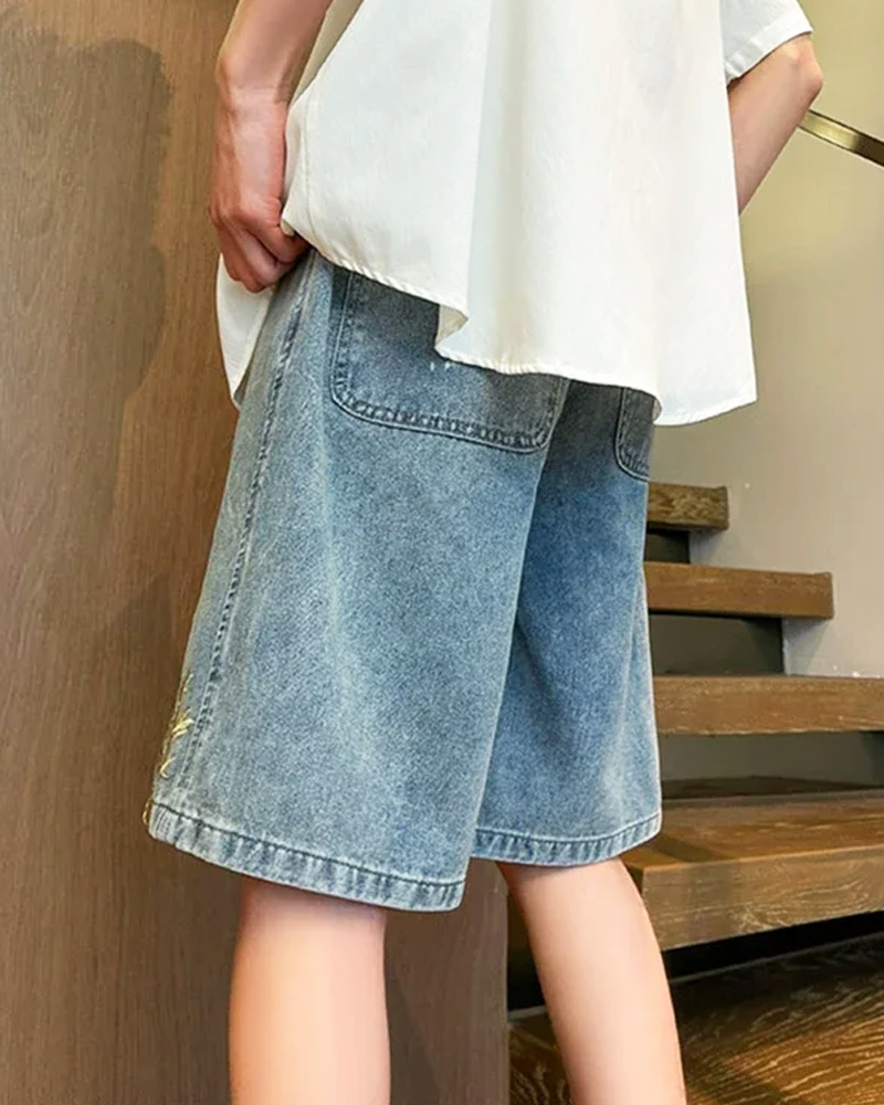 Short en jean brodé