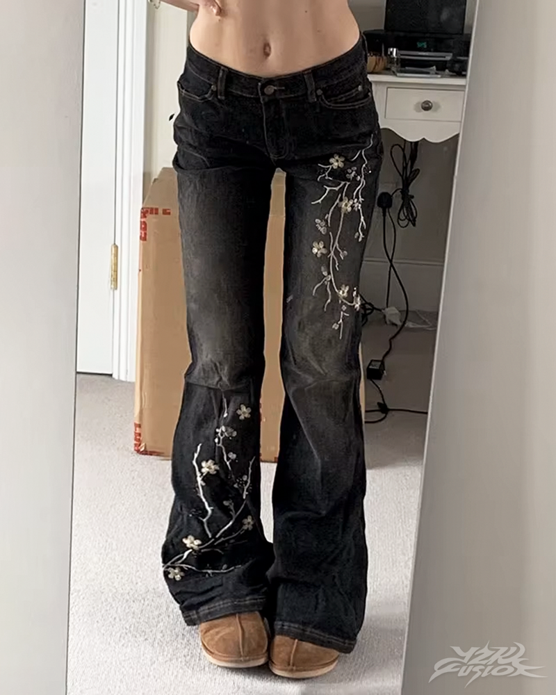 floral-embroidered-flare-jeans-1_86cc22ab-52a5-4c57-a702-3af8275eae62.png