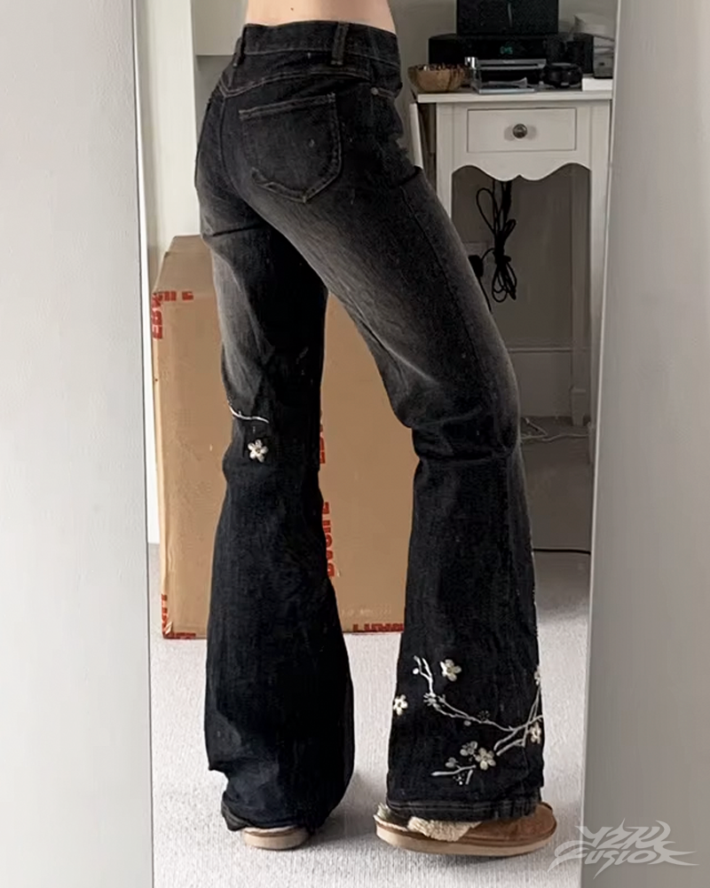 Floral Embroidered Flare Jeans
