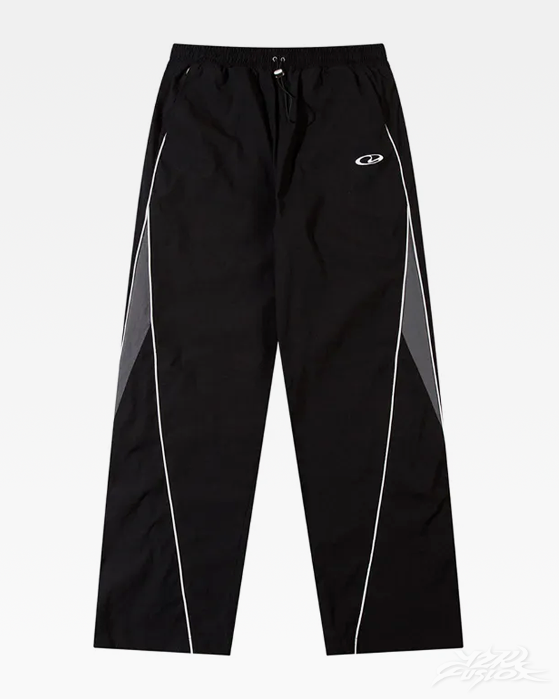 retro-track-pants-1_69f6124e-9919-46be-917b-61b9dd6be727.png