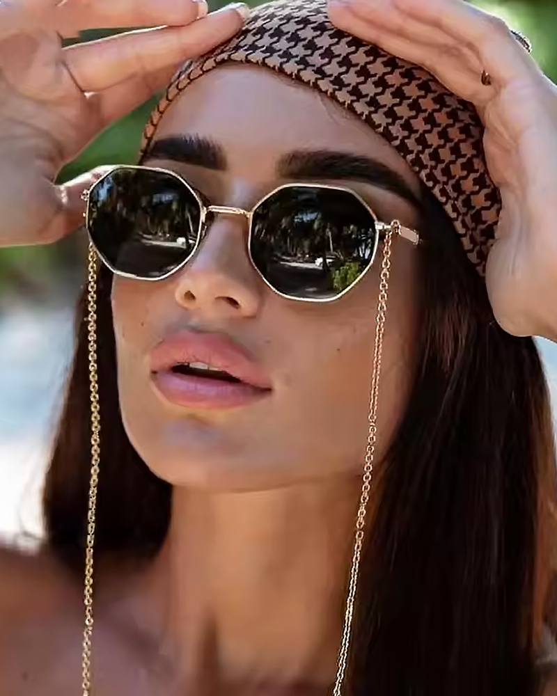Sonnenbrille mit Kette​