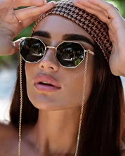 Sonnenbrille mit Kette​