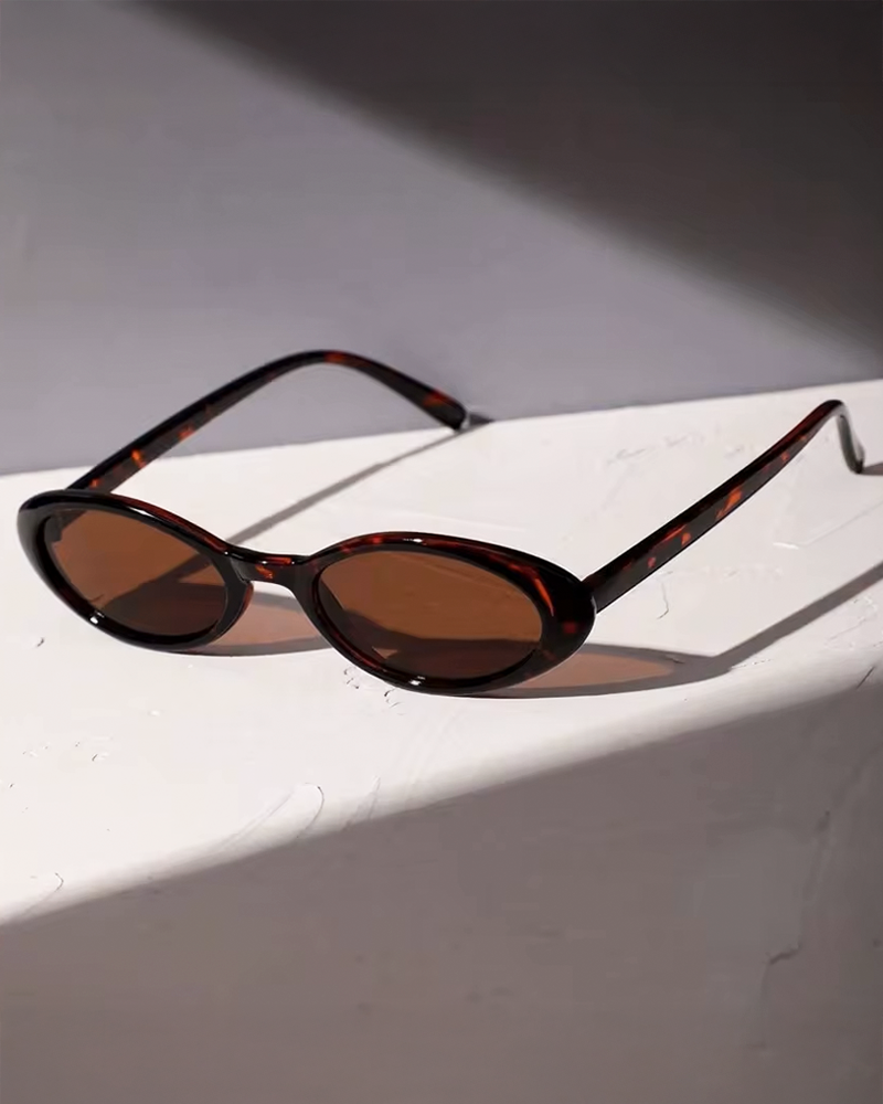 womens-oval-sunglasses-1.png