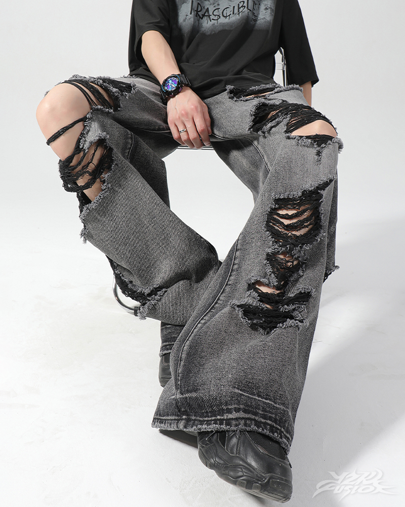 Y2K black ripped jeans