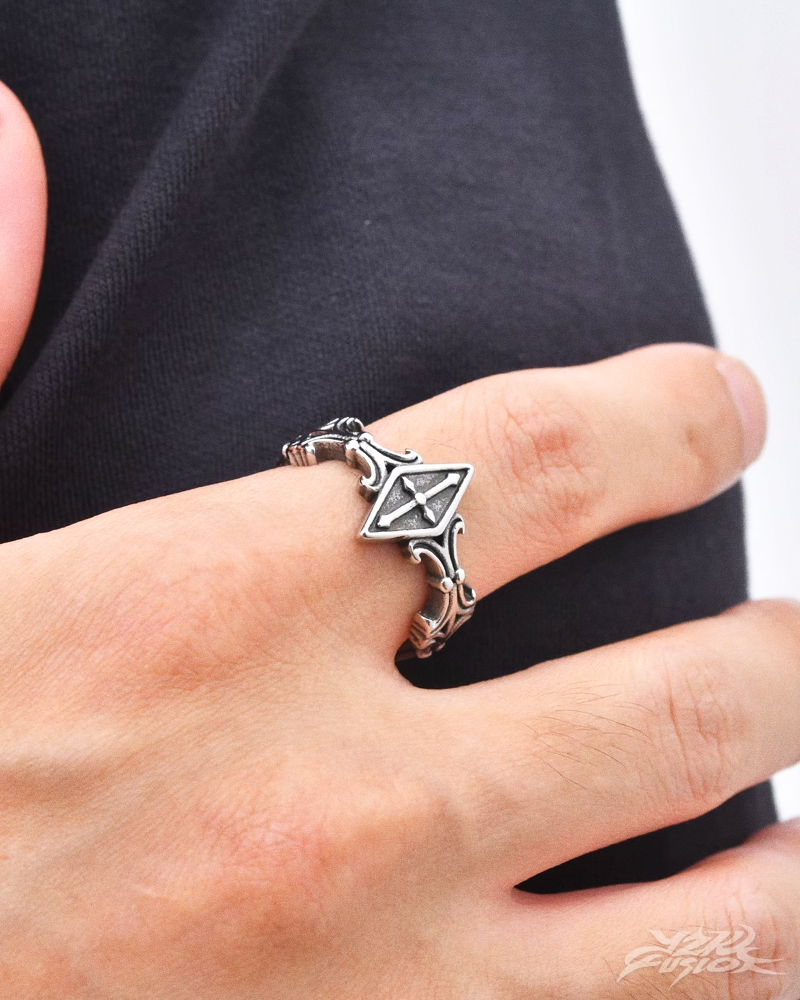 Anello croce gotica