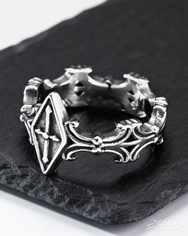 Anello croce gotica