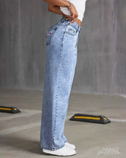 Jean Y2K avec noeud papillon