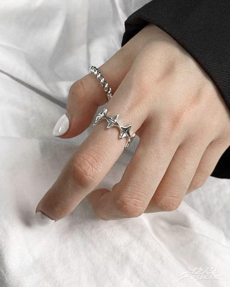 y2k-stars-ring-2.png