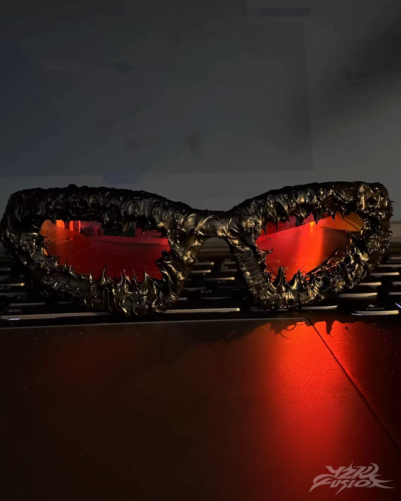 y2k-venom-sunglasses-1.png